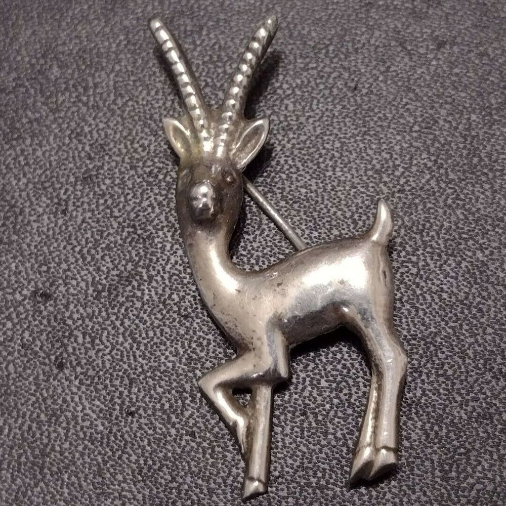 Sterling Silver Antelope Gazelle Vintage Brooch